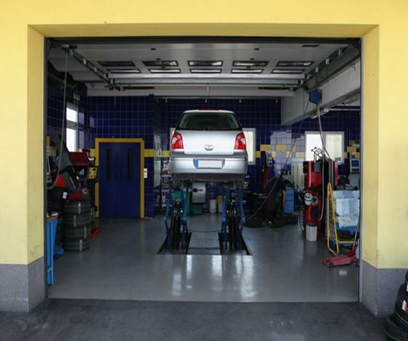 przyjazna Samochody - stacje obsługi, mechanicy, AT Serwis Dynamiczna wymiana oleju w automatycznych skrzyniach biegów, Stargard